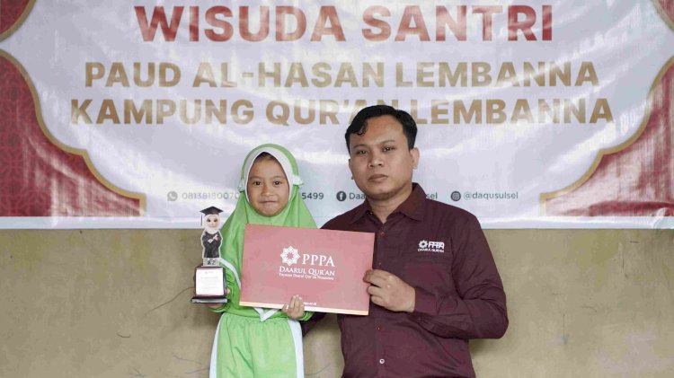 Berlangsung Penuh Khidmat, 13 Santri PAUD/TK Al-Hasan Lembanna di Wisuda