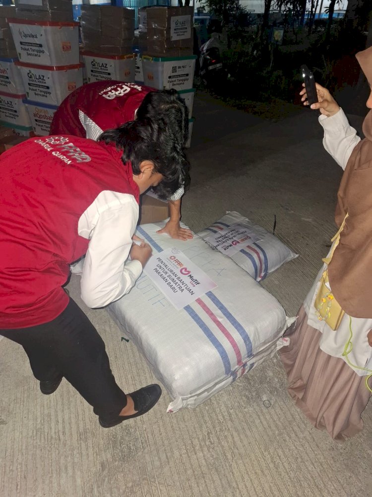 PPPA Daarul Qur'an Bandung bersama FOZ Jawa Barat Salurkan Bantuan Kemanusiaan untuk Korban Banjir dan Longsor di Sumatra