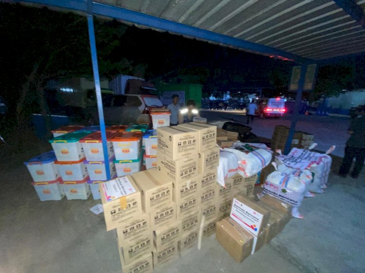 PPPA Daarul Qur'an Bandung bersama FOZ Jawa Barat Salurkan Bantuan Kemanusiaan untuk Korban Banjir dan Longsor di Sumatra