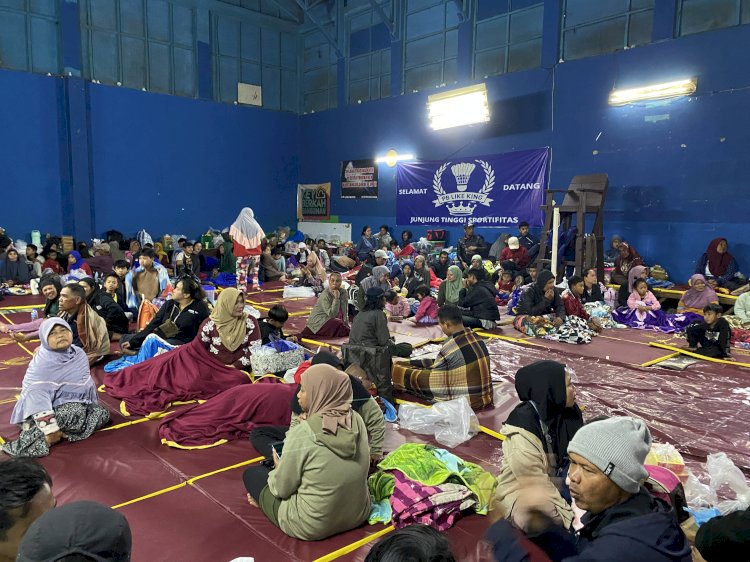 Respon Kemanusiaan Relawan SIGAB PPPA Daarul Qur'an di Lokasi Bencana Longsor Cisarua