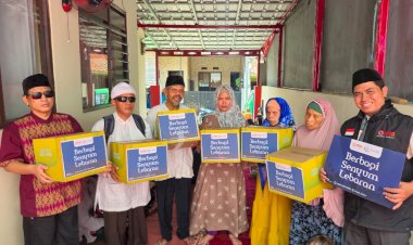 PPPA Daarul Quran Bogor Salurkan Bingkisan Lebaran untuk Tunanetra Penghafal Quran