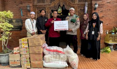 Sembako untuk Menguatkan Langkah Pemulihan Santri Binaan Pak Purnomo