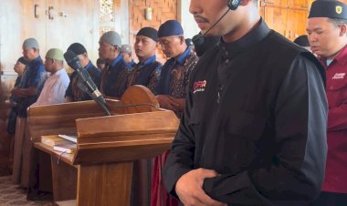 Imam Muda Hadir di Tengah ODGJ, Sholat Jumat Penuh Makna di Masjis Pondok Rehabilitasi