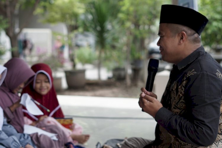 Mobile Quran Bersama Kak Toyib Sapa 410 Santri di Sidoarjo dan Surabaya