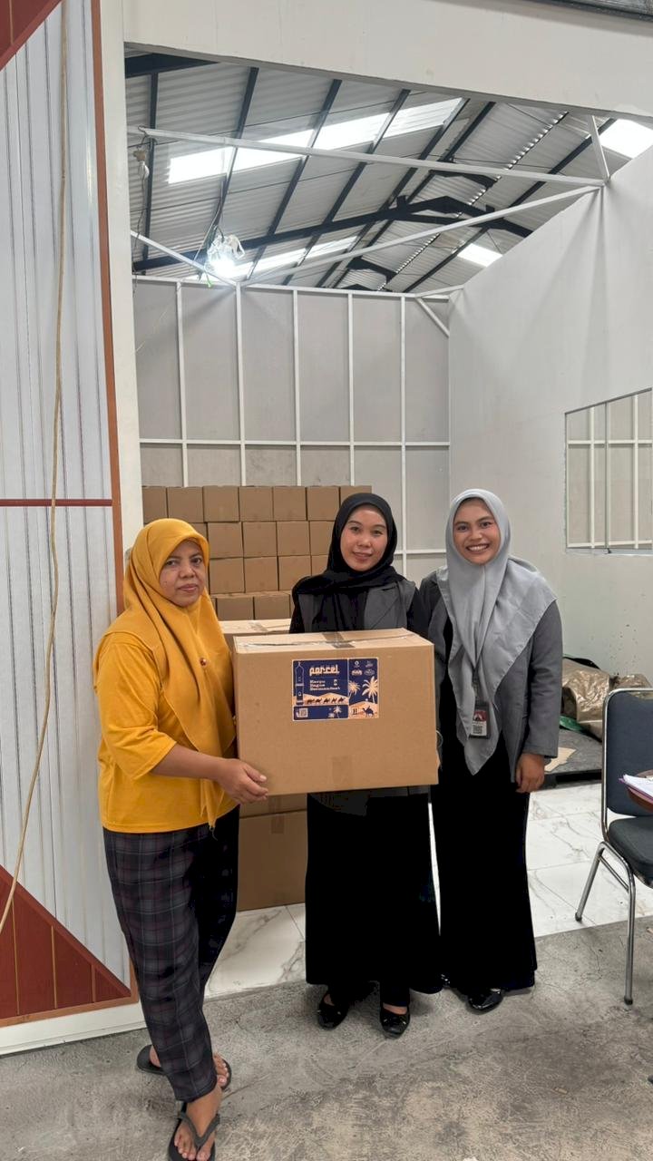 Tebar Kebahagiaan Ramadhan: Cleantexs & PPPA Daarul Qur’an Jawa Timur Bagikan 500+ Parcel untuk Warga dan Yatim Dhuafa