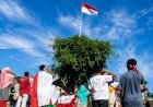 Kemerdekaan dalam Selimut Ketidakpastian, Upacara di Bumi Flores yang Masih Bergetar