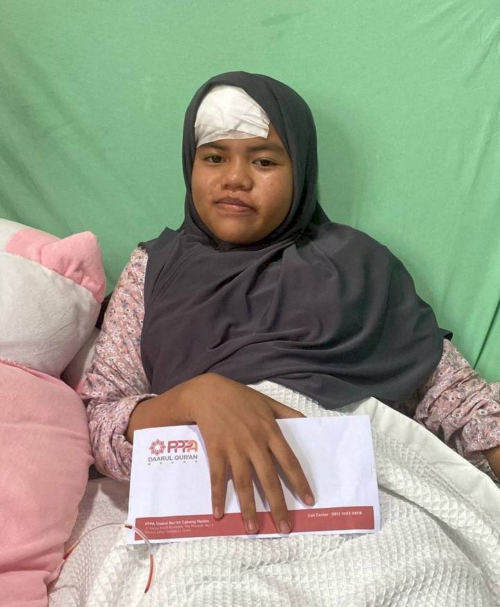 PPPA Daarul Qur'an Medan Bersama FOZ Sumut Salurkan Bantuan untuk Adik Putri