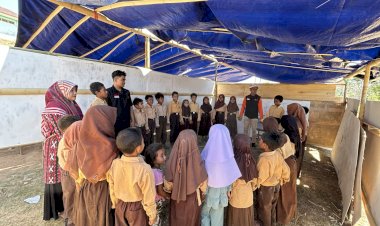 Menjaga Nyala di Tengah Puing Manggarai Timur