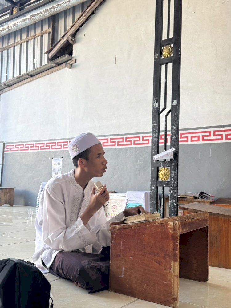 Abi Yaqub, Santri Tunanetra yang Kini Genap Hafal 30 Juz Al-Qur'an