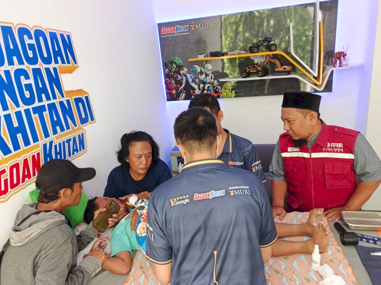 PPPA Daarul Qur'an dan Jagoan Khitan Gelar Khitan Gratis untuk Dhuafa dan Yatim di Cirebon