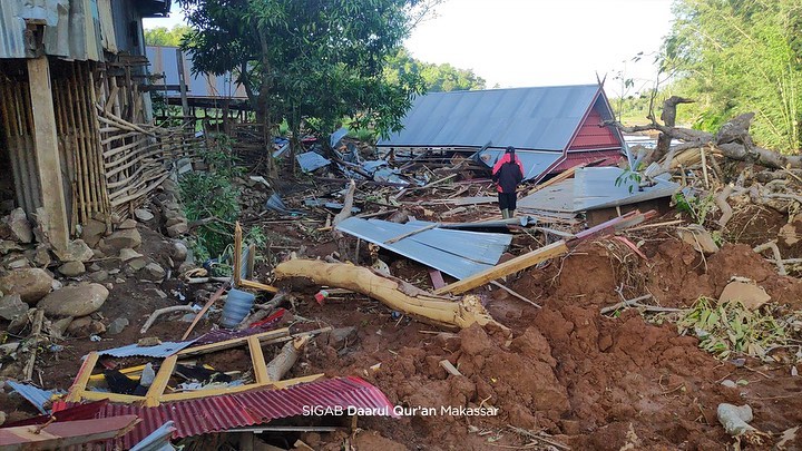 Selain Banjir di Bantaeng, Ada Juga Tanah Longsor di Jeneponto