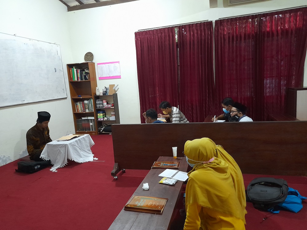 Kelas Fikih Offline Perdana Grha Tahfidz PPPA Daarul Qurâ€™an Yogyakarta Setelah Pandemi