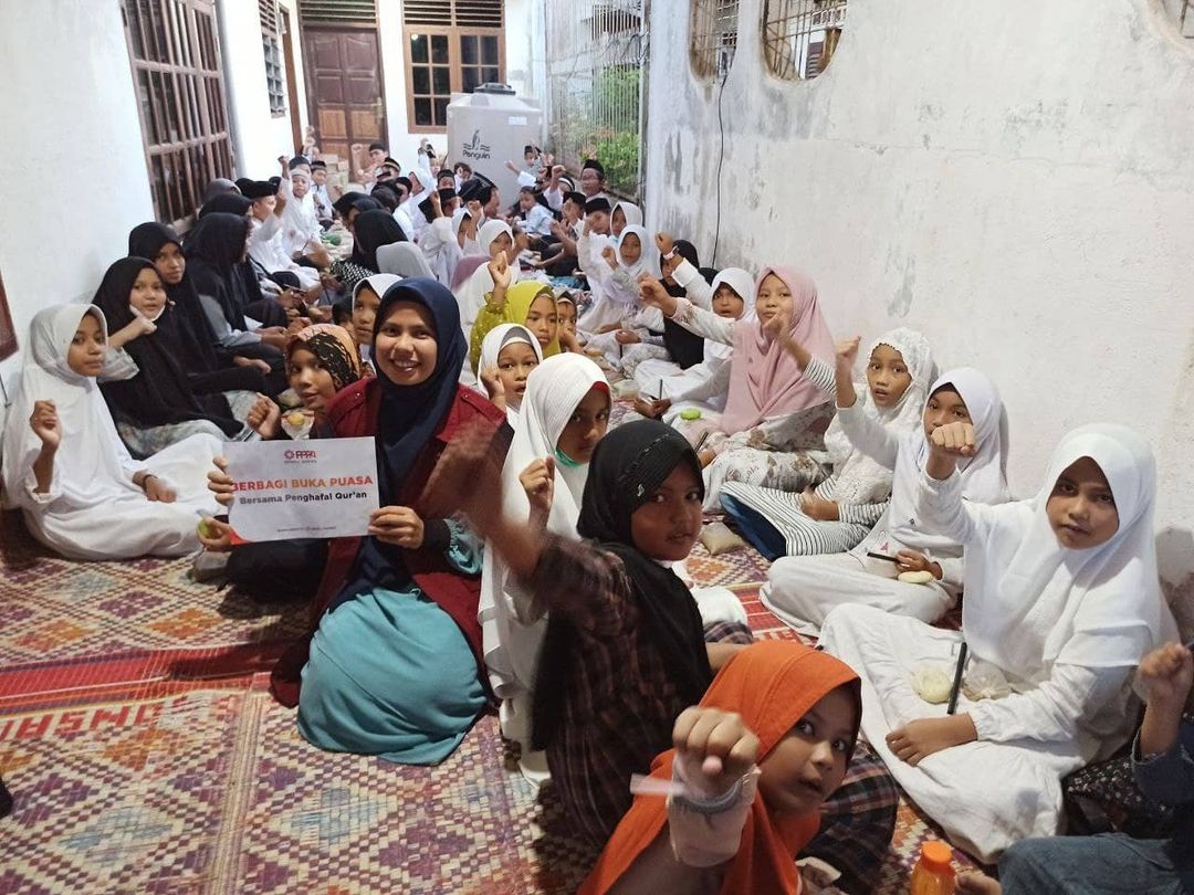 Melancong ke Aceh, PPPA Daarul Qur'an Medan Salurkan Sedekah Berbuka Puasa untuk Santri Rumah Tahfidz