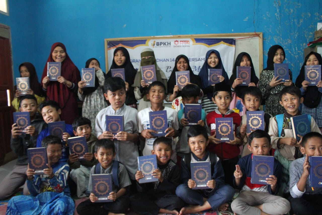Bergerilya, PPPA Daarul Qur'an Bandung Tebar Mushaf Al-Qur'an di Wilayah Jawa Barat