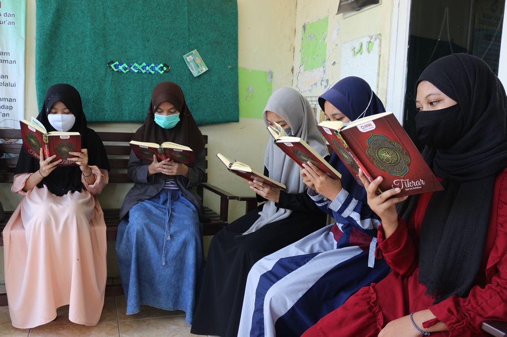 PPPA Daarul Qurâ€™an Cirebon Distribusikan Mushaf Qur'an Hafalan