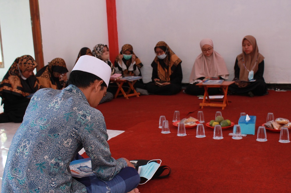 Khataman Al-Qurâ€™an PPPA Daarul Qurâ€™an Surabaya di Milad ke-14