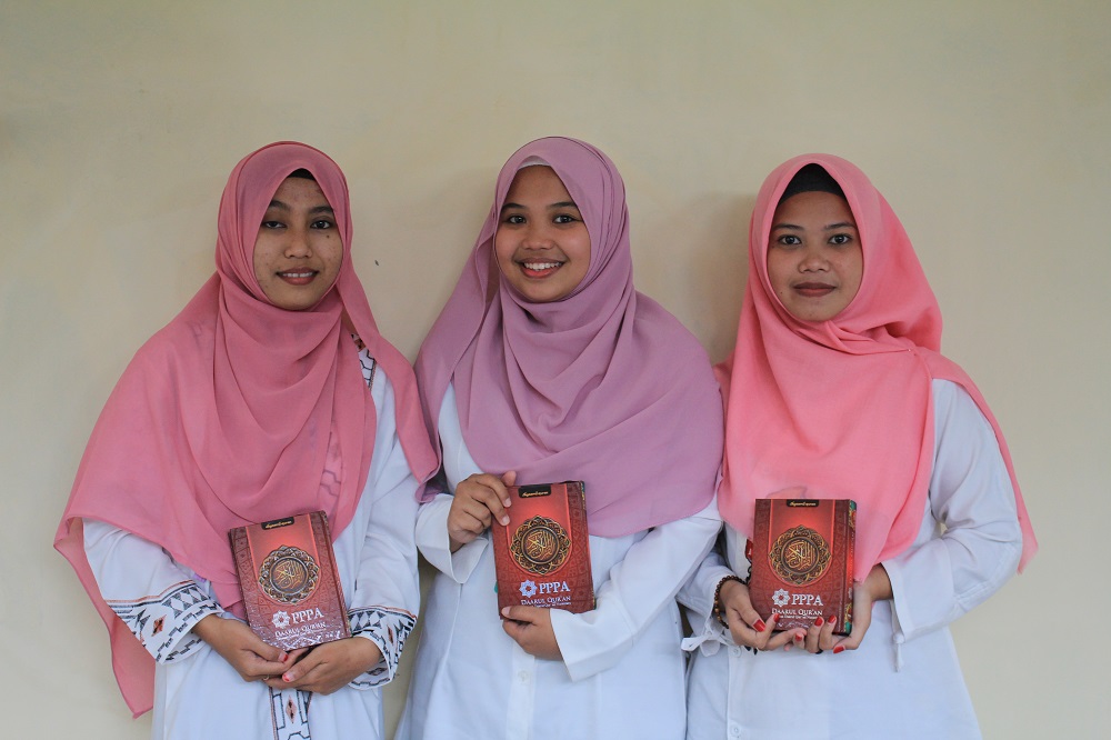 Santri Rumah Tahfidz Semarang Hadiahkan Hafalan 30 Juz untuk Pengasuh yang Telah Wafat