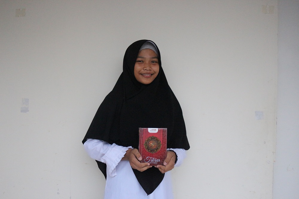 Persembahan Hafalan Al-Qurâ€™an Najwa untuk Almarhum Ayah