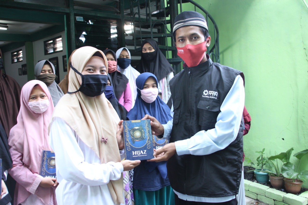 Mushaf Al-Qur'an untuk Rumah Tahfidz Al-Islam Yogyakarta