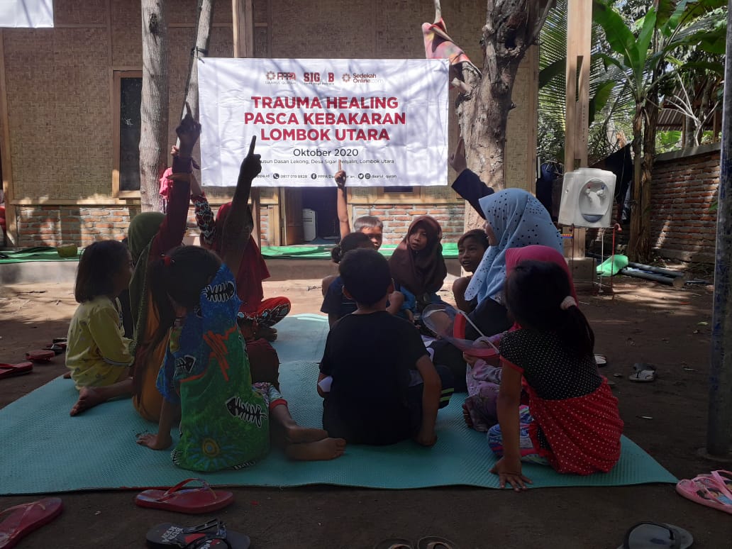 BTQ for Leaders Ajak Anak-anak Kampung Qurâ€™an Dasan Lekong Bermain