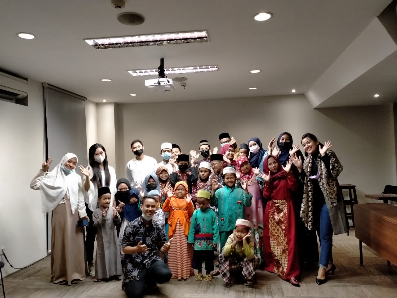 Mengawali Ramadan dengan Berbagi Bersama Anak Yatim