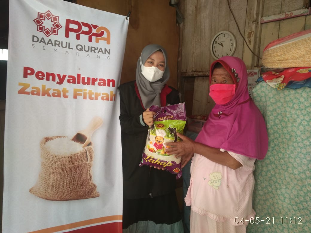PPPA Daarul Qur'an Semarang Salurkan Zakat dari Para Donatur