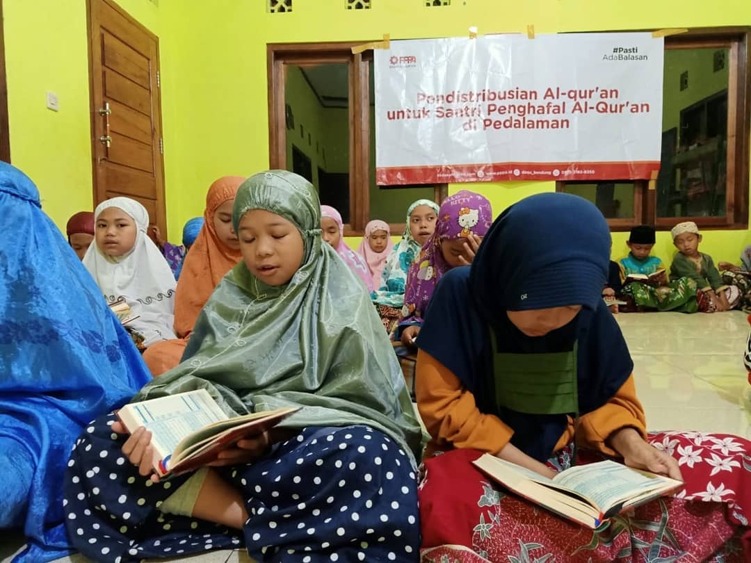 Mushaf Al-Qur'an untuk Pelosok Tasikmalaya dan Garut