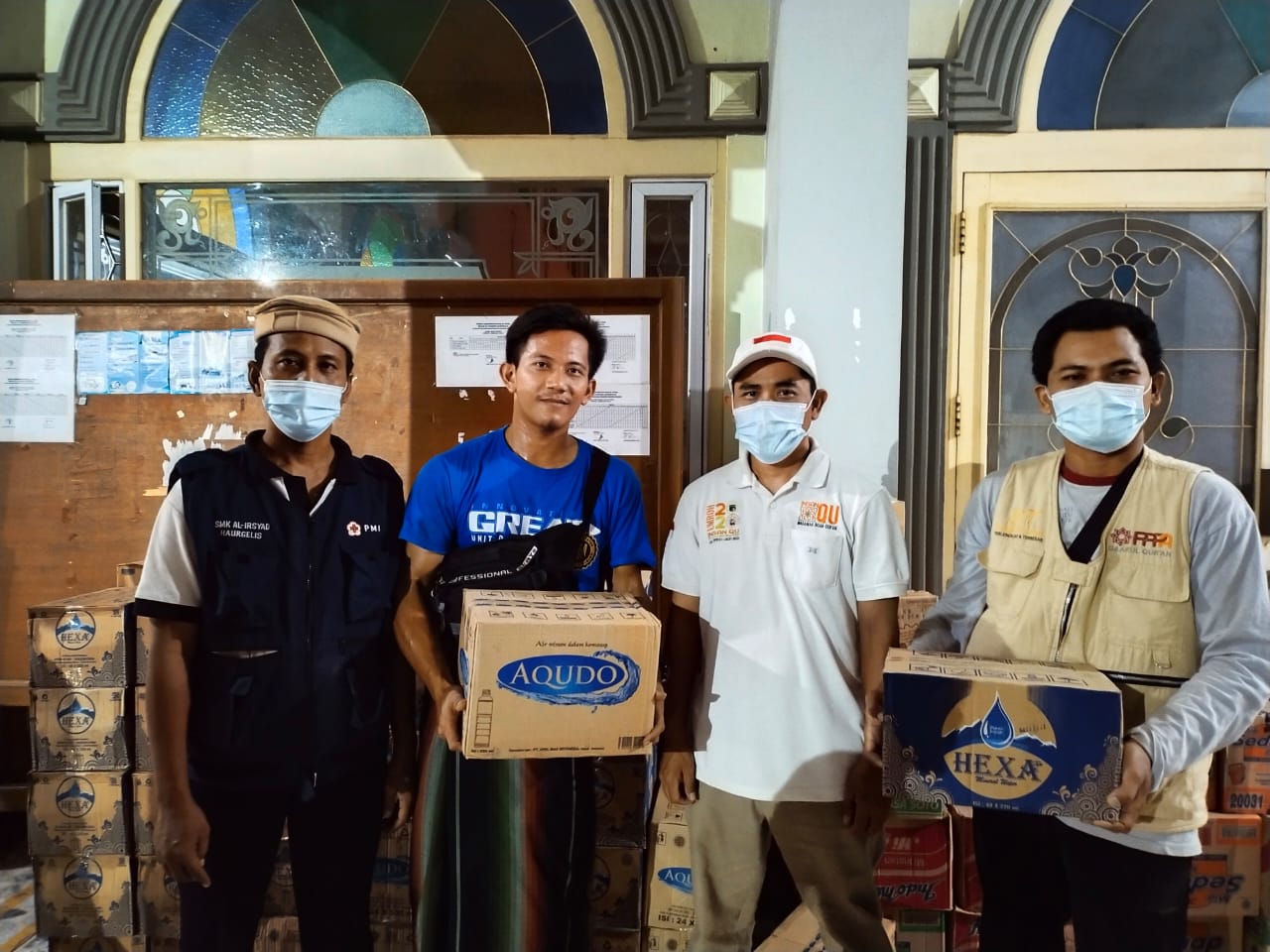 Sinergi PPPA Daarul Qur'an Cirebon Bersama Donatur untuk Korban Banjir di Indramayu