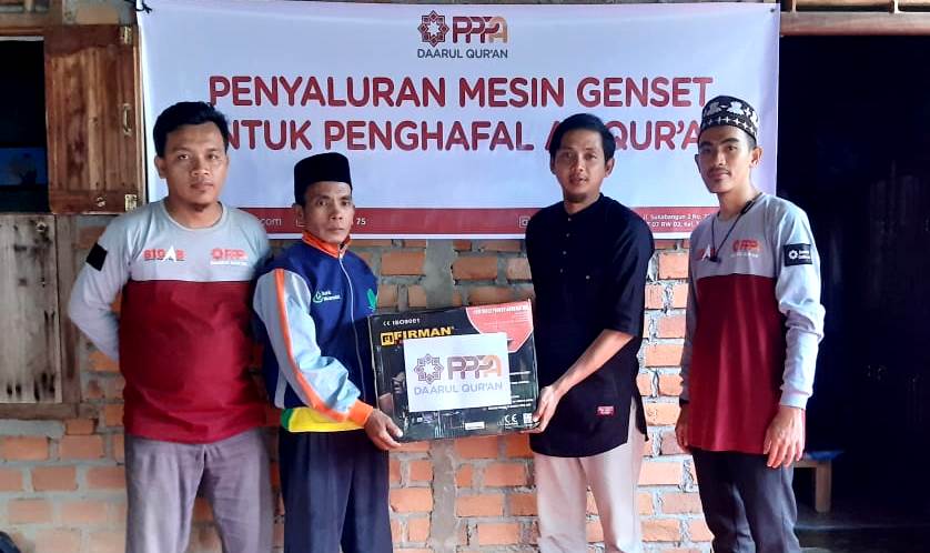Genset, Penerang Santri di Sumatera Selatan Menghafal Al-Qur'an