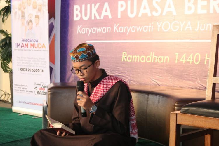 Imam Muda Ramaikan Kegiatan Spiritual Company di Cirebon