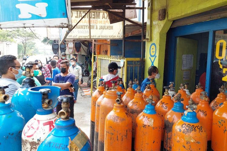 Masyarakat Kota Tangerang Kesulitan Mencari Tabung dan Isi Ulang Oksigen