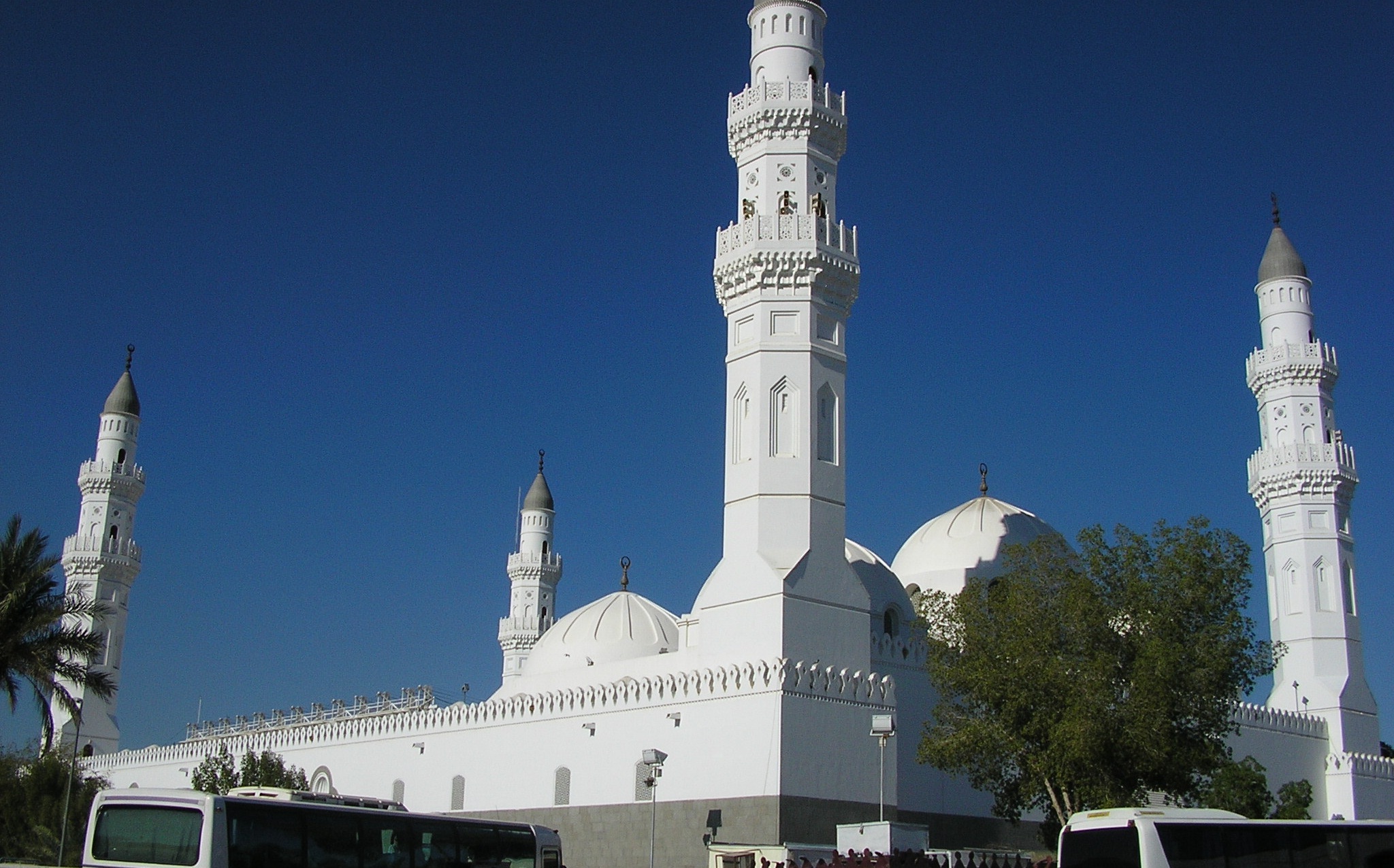 Ketika Rasulullah Membangun Masjid Quba