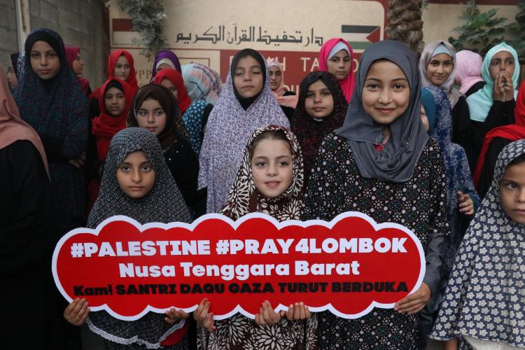 Doa Santri Gaza untuk Lombok