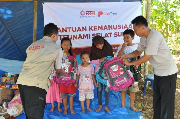 Perlengkapan Sekolah untuk Anak-Anak Lampung Selatan